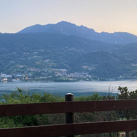 Tenna Lake Apartment Ischia Red מראה חיצוני תמונה